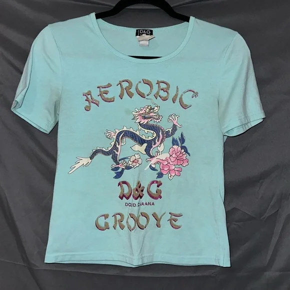 Vintage Dolce and Gabbana Graphic baby tee - Picture 2 of 8